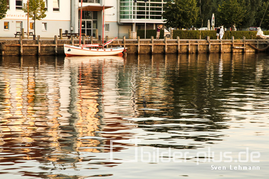 Hafen in Wieck bei Greifswald mit Spiegelung